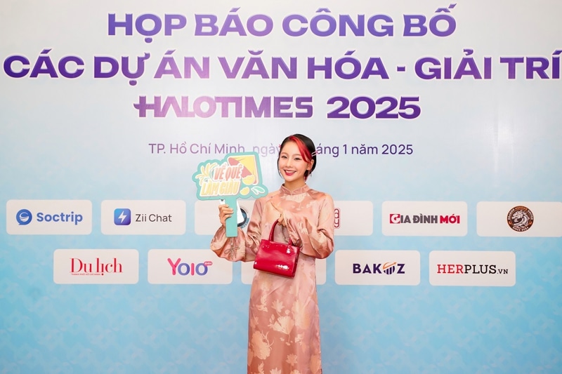Thu Hà Ceri thành viên nhỏ tuối nhất của Về Quê Làm Giàu