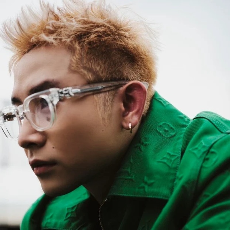 Ricky Star khi làm người hướng dẫn tại Trạm Phát Sóng