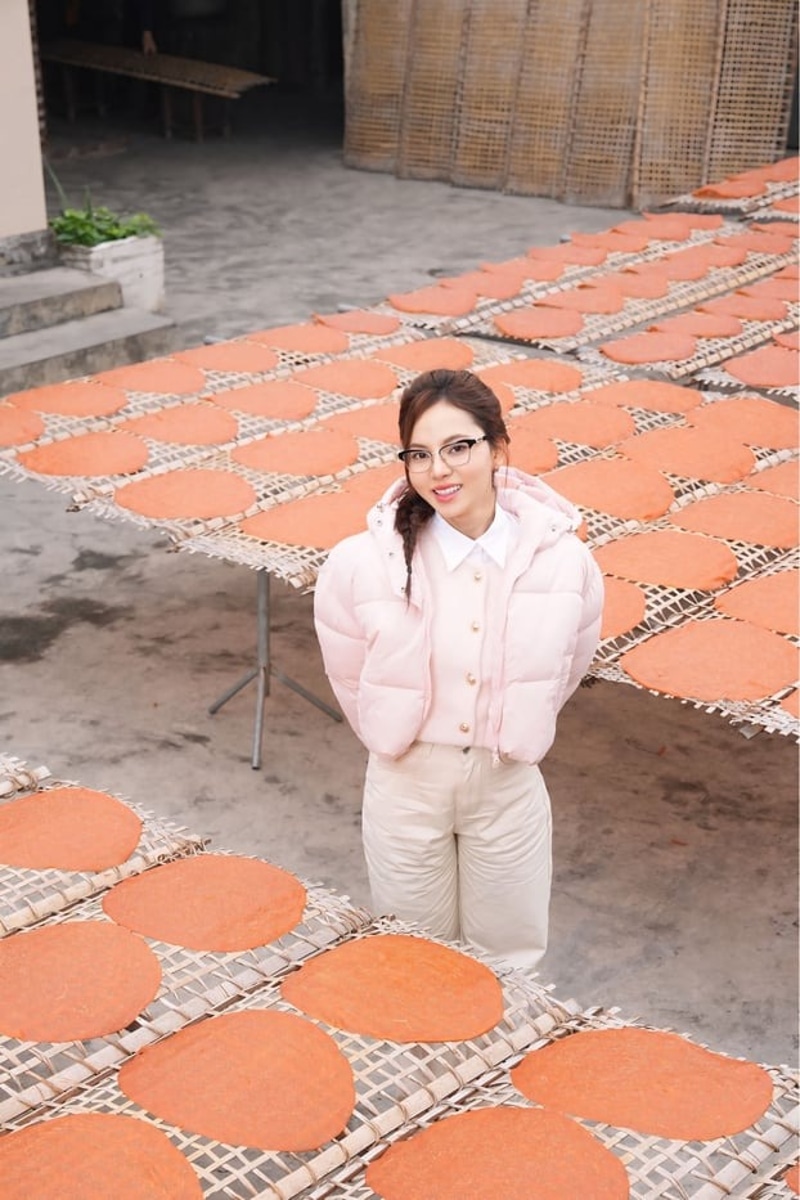 Ca sĩ Ngô Lan Hương có những kỷ niệm đặc biệt với “Về quê làm giàu”.