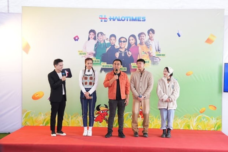 Hội Chợ Livestream Quảng Bá Sản Vật Bản Sen