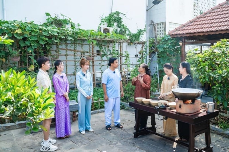 Hành trình khám phá kẹo mè xửng tại Huế