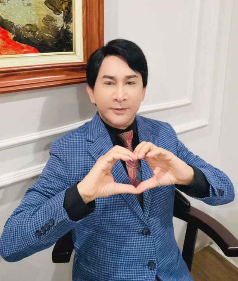 Nam nghệ sĩ mong muốn sử dụng kinh nghiệm hơn 40 năm trên sân khấu của mình hỗ trợ các tài năng trẻ